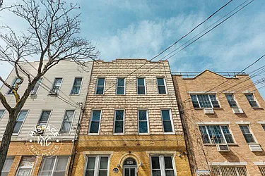 Rented by MySpaceNYC