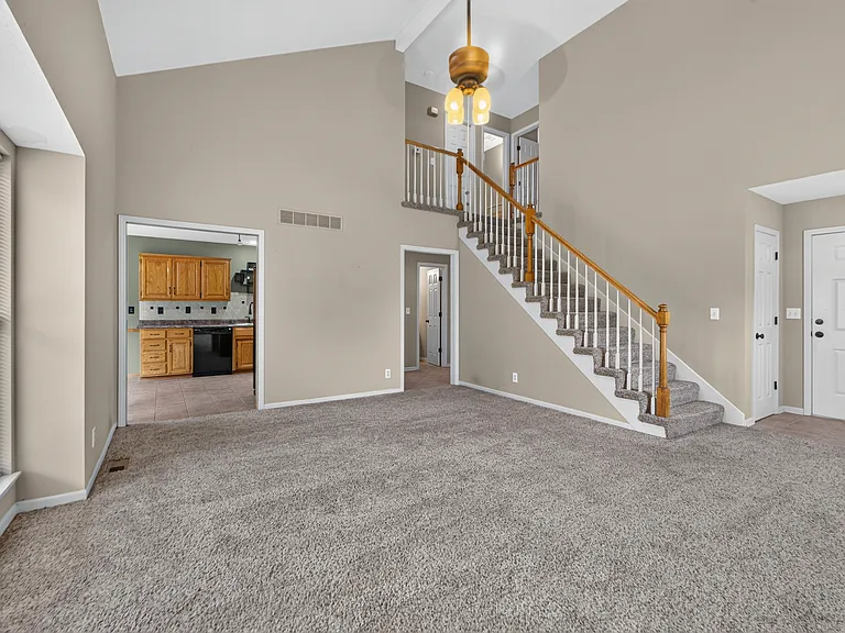 14802 Robinson St — Photo 5