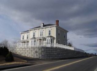 141 Fairview Ave, Auburn, ME 04210