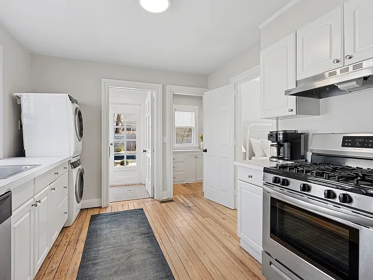 146 N Sea Rd — Photo 7