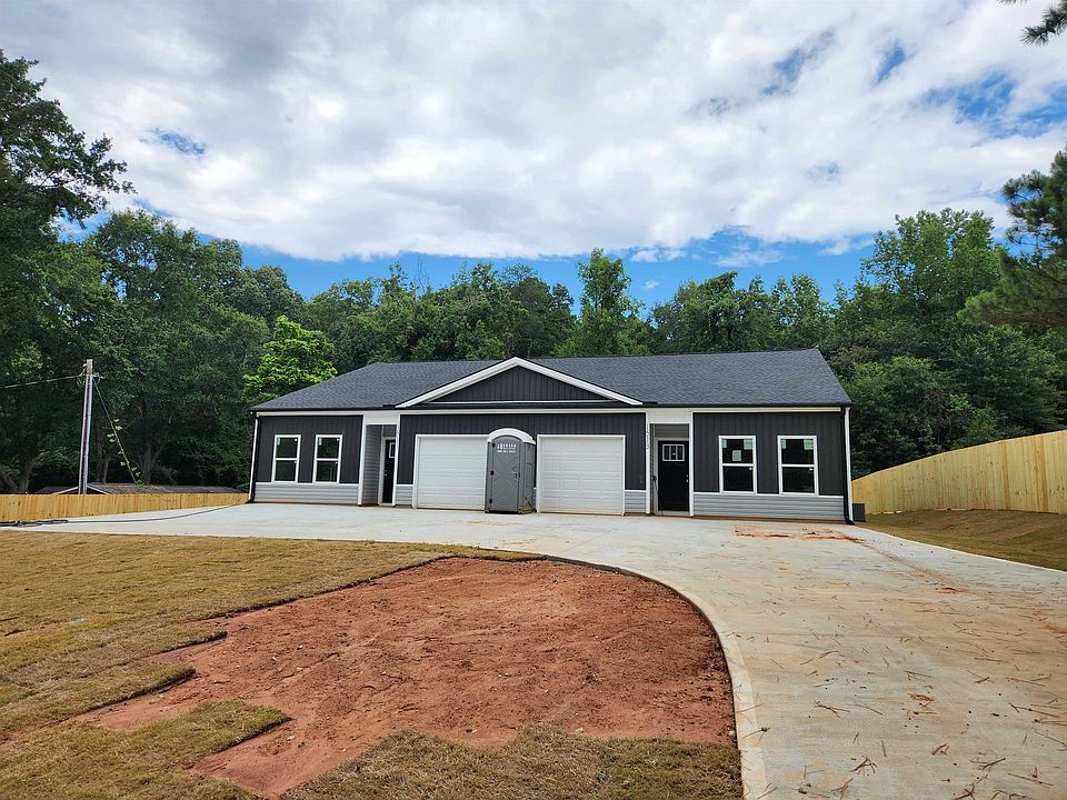 2nd image of 1511 & 1513 Riveroak Rd