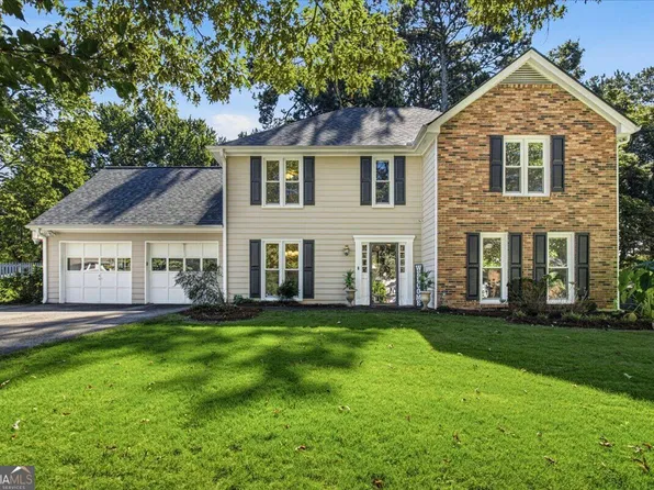 5084 Williamsport Dr, Peachtree Corners, GA 30092
