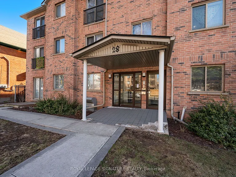 28 Victoria Ave N #312 — Photo 3