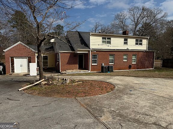 4th image of 2230 Highview Rd SW