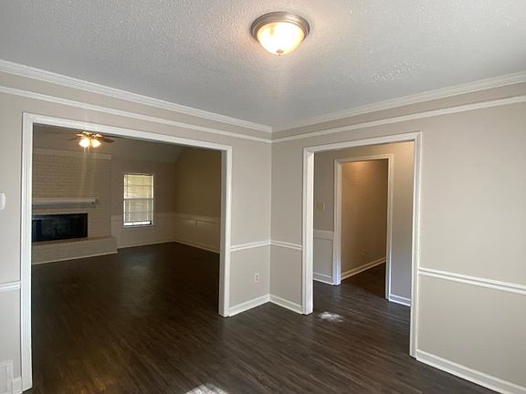 4th image of 8892 W Glendale Ct