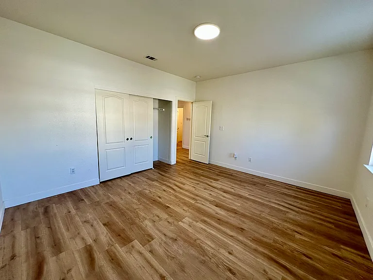 Upstairs:
Bedroom 3