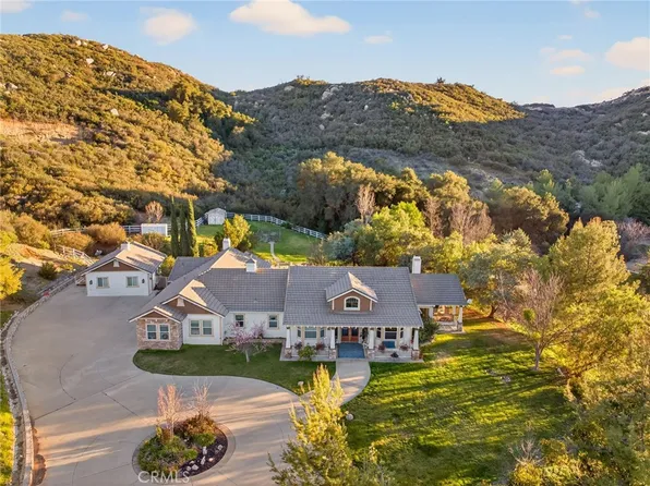 41275 Hacienda Dr, Murrieta, CA 92562