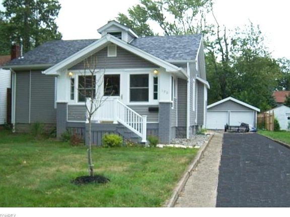 2nd image of 190 Kenmore Ave NE