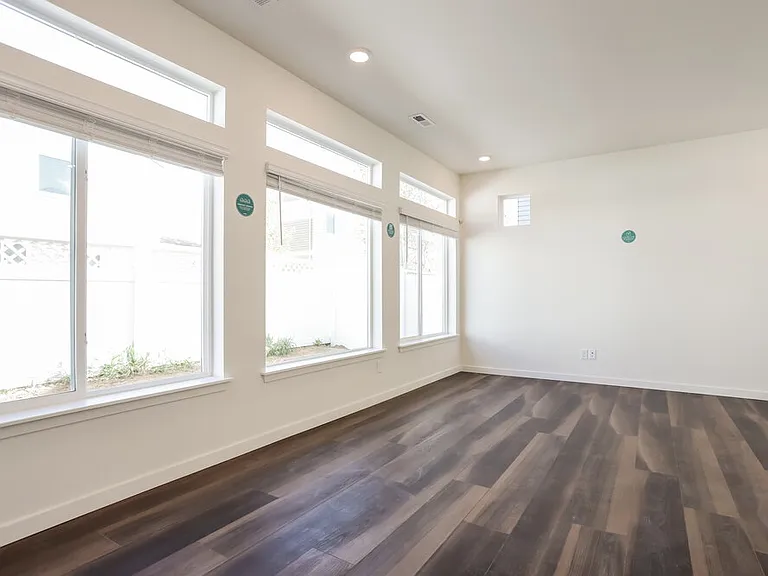 4732 N Tower Dr — Photo 6