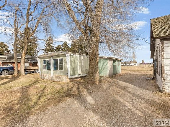 3rd image of 5571 E Iona Rd