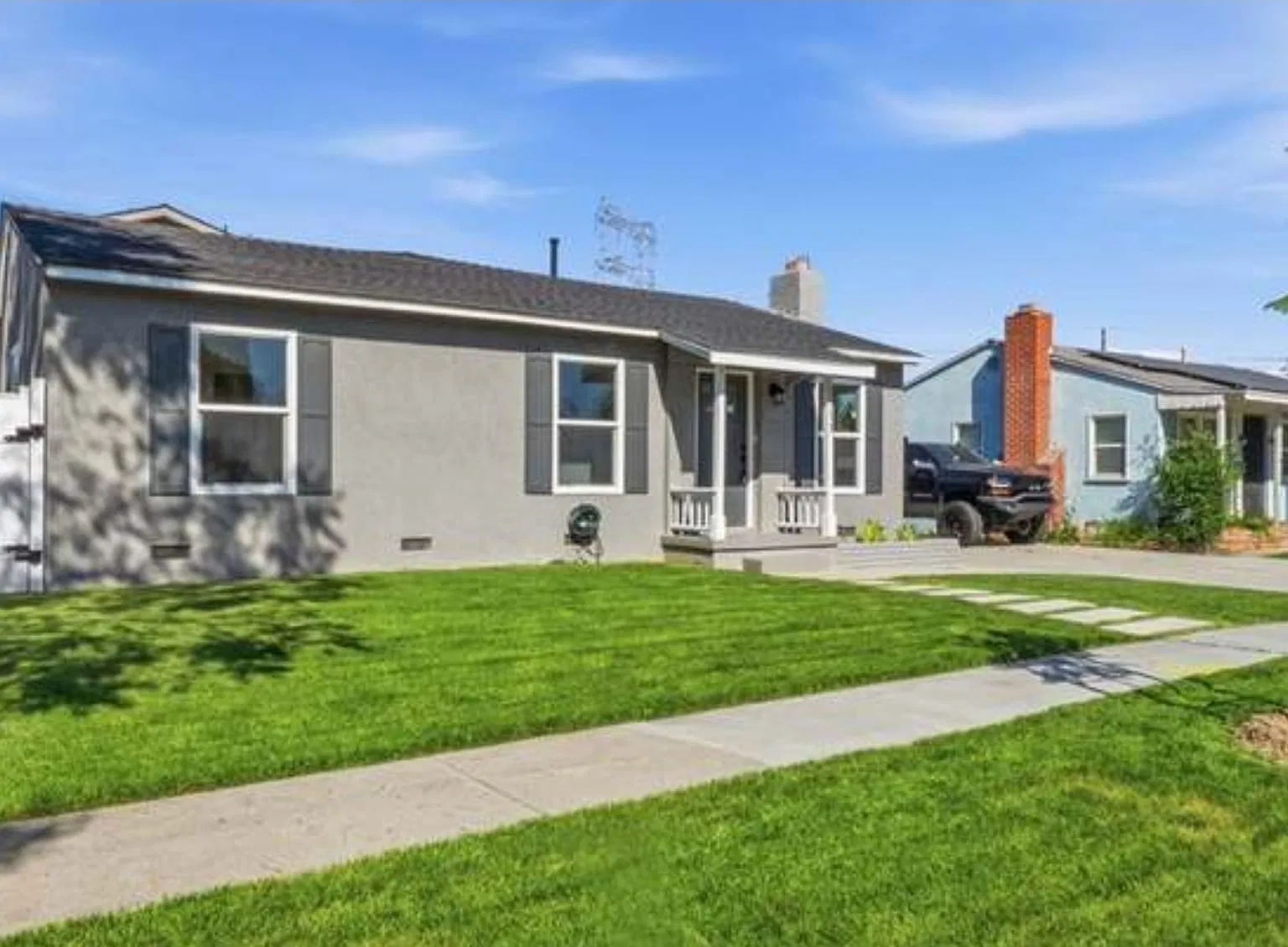 3 bed, 3654 sqft, $3,800 — Photo 1