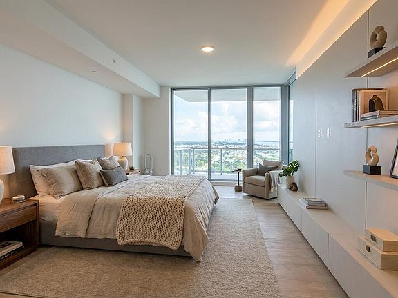 3rd image of 220 Lake Shore Drive #2009