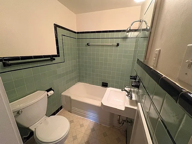 2254 Boas St #2 — Photo 9