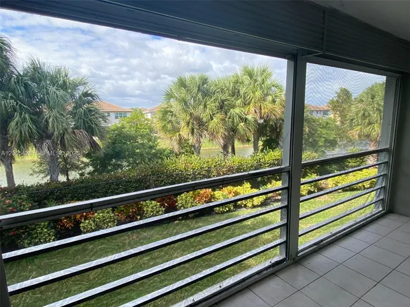 4291 NW 9th Ave APT 202, Pompano Beach, FL 33064