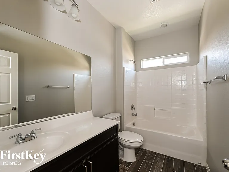 10448 Camp Rock Ct — Photo 12