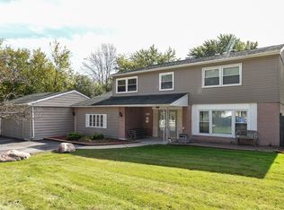 8543 S Kean Ave, Hickory Hills, IL