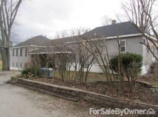 2043 E Steger Rd, Crete, IL 60417