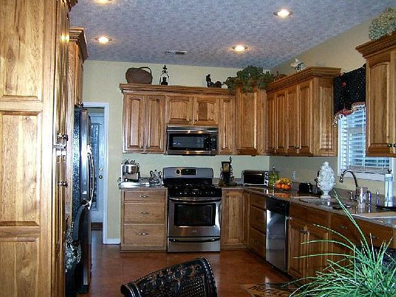 3rd image of 140 Fawn Ck Dr
