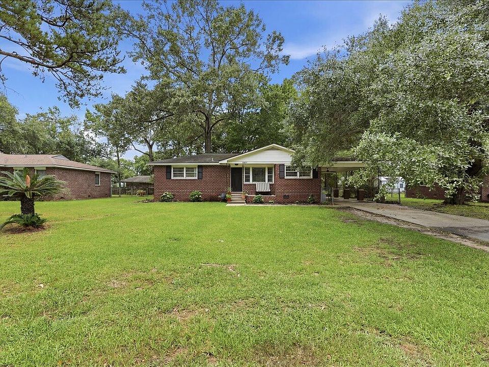 1st image of 2627 Ridgewood Ave