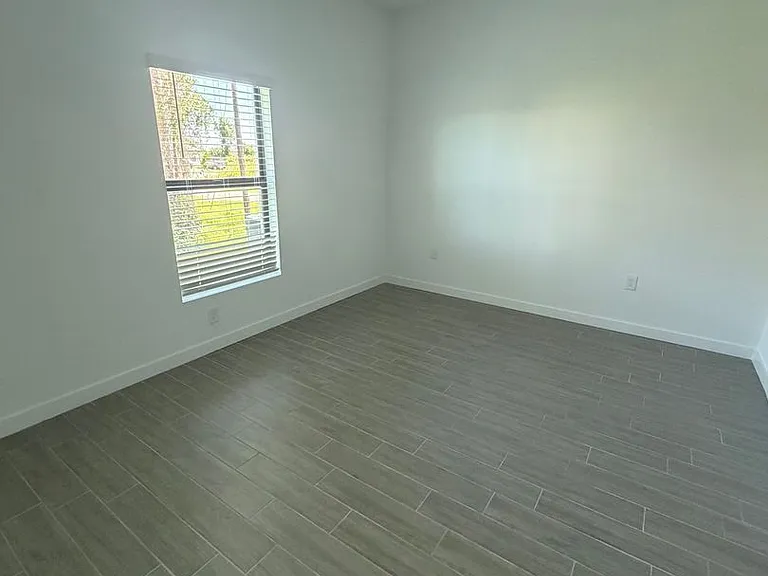 1504 Gary Ln — Photo 14