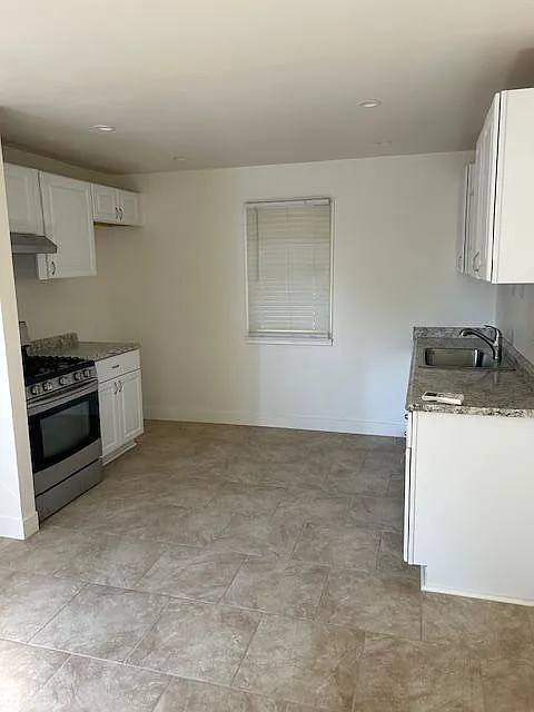 126 W Central Ave — Photo 2