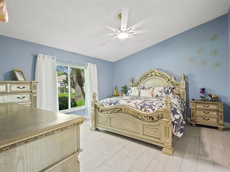 713 Manchester Woods Dr — Photo 22