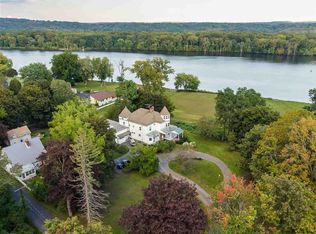 242 Van Wies Point Rd, Glenmont, NY 12077