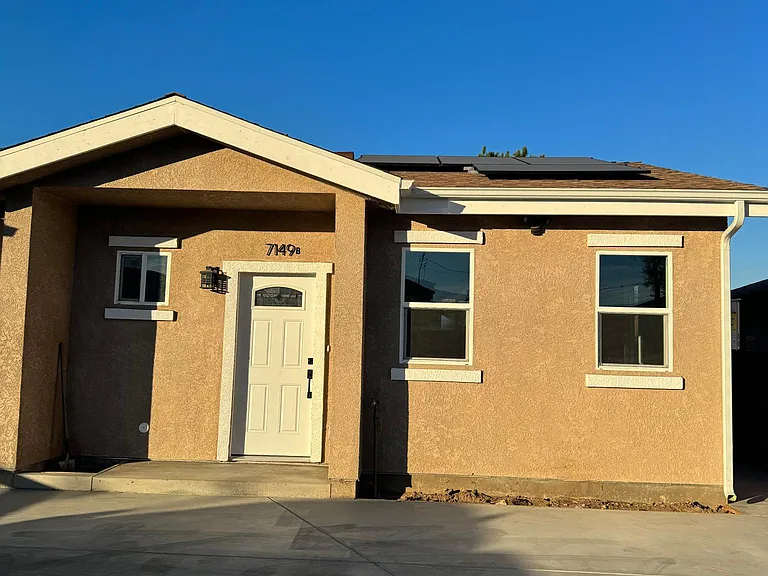 7149 E Gage Ave #B — Photo 1