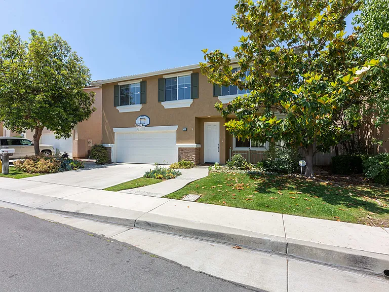 14 Monument Pl — Photo 39