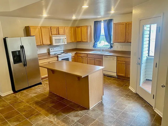 2168 Babbling Stream Heights - 1 — Photo 4