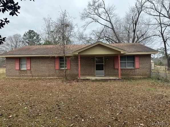 416 Saint James Church Loop, Pike Road, AL 36064