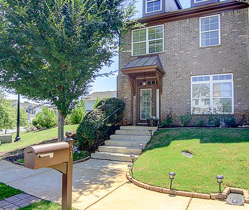 2nd image of 61 Newnan Lakes Dr