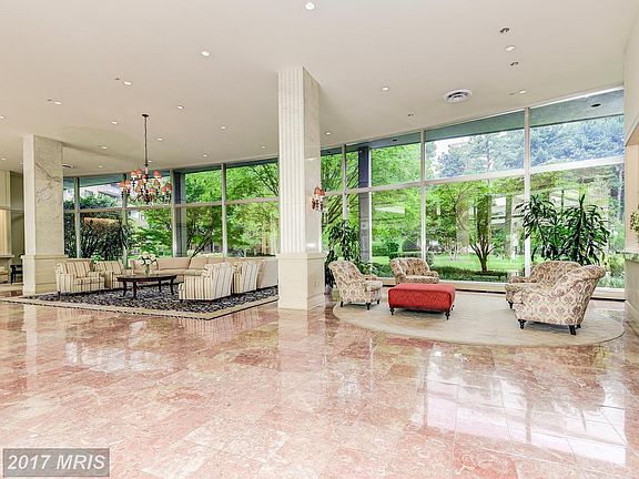 4th image of 4201 Cathedral Ave NW APT 1113W