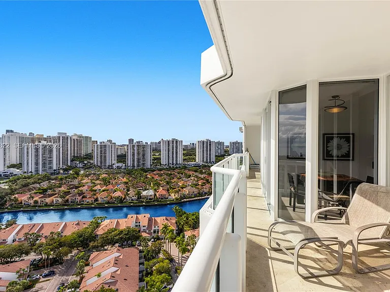 21055 Yacht Club Dr #2310 — Photo 29