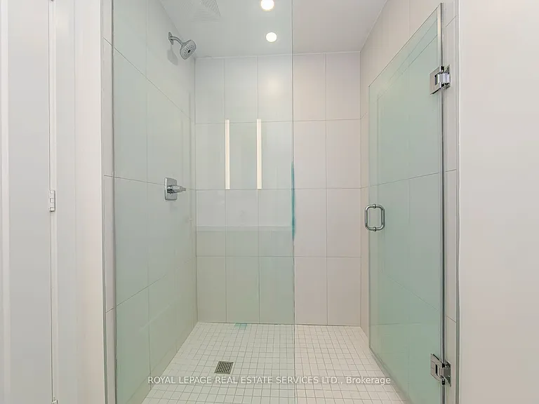 25 Cordova Ave #1809 — Photo 22