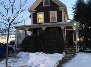 24 Chestnut St #2, Wakefield, MA 01880