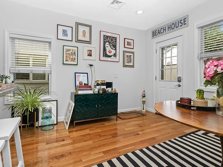 12 Argyle St — Photo 10