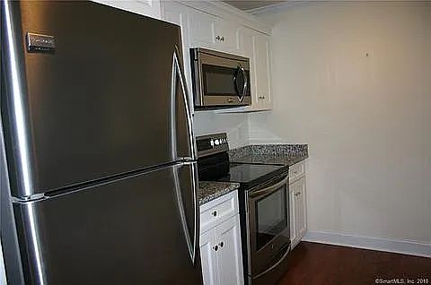 3rd image of 2 Island Hill Avenue #3