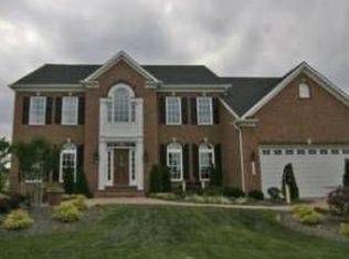 631 Spring Meadow Dr, Westminster, MD 21158