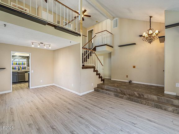 3rd image of 1438 Mandarin Ct