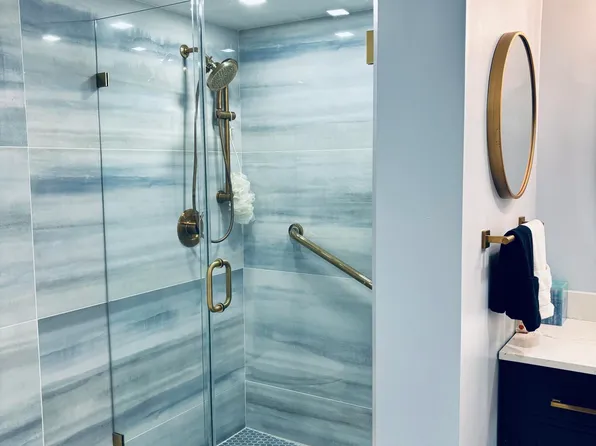 701 Seafarer Circle #202, Jupiter, FL 33477