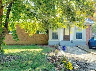 946 Oakridge Farm Hwy, Mooresville, NC 28115