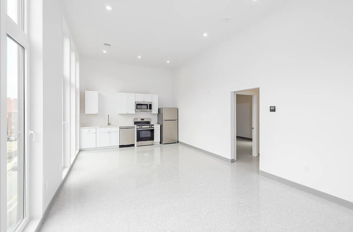 Building Photo - 78-80 Middlesex St #301