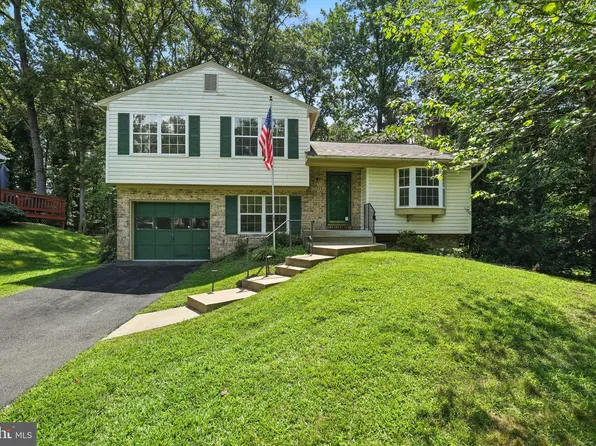 11949 Cotton Mill Dr, Woodbridge, VA 22192