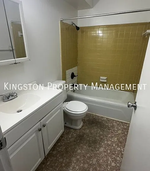 100 Summit Dr #11 — Photo 5