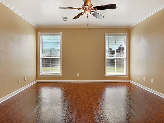 4th image of 26046 Wimbledon Ave