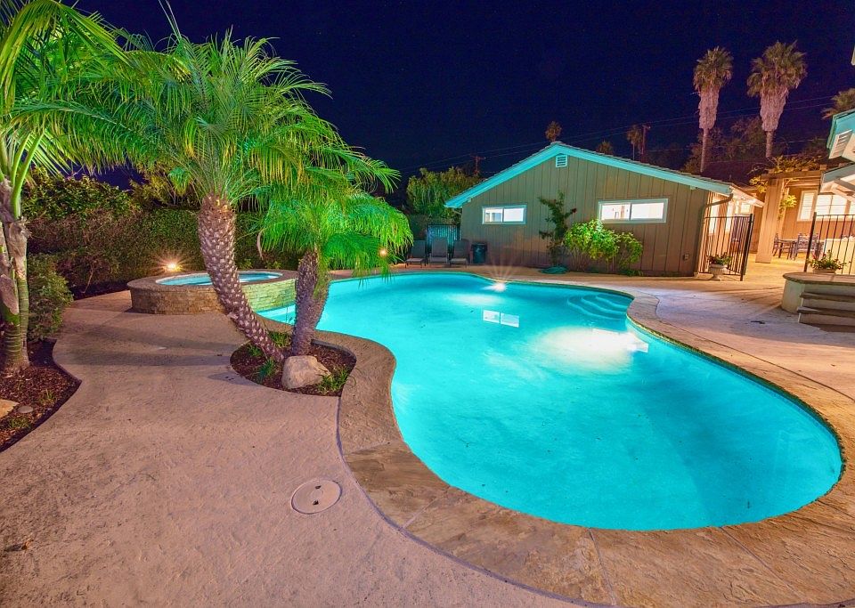 1st image of 3425 Madrona Dr