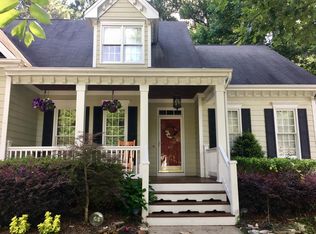 411 Maple Creek Ct, Apex, NC 27502