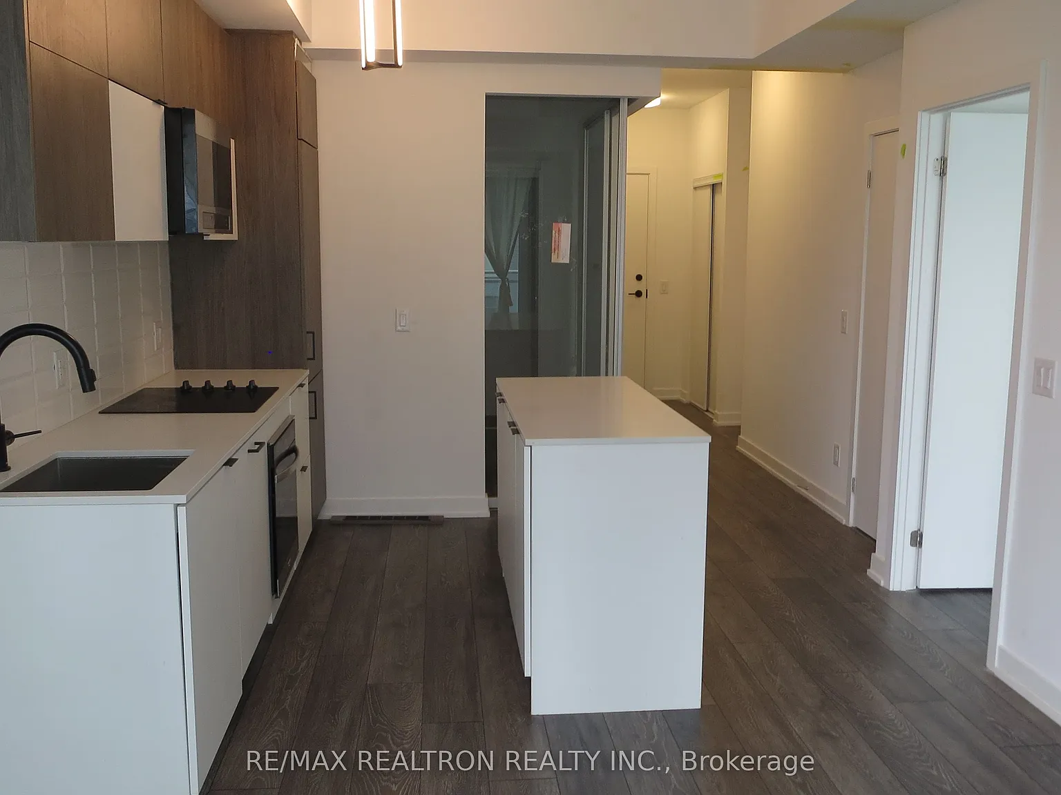 2 bed, $2,500 — Photo 4