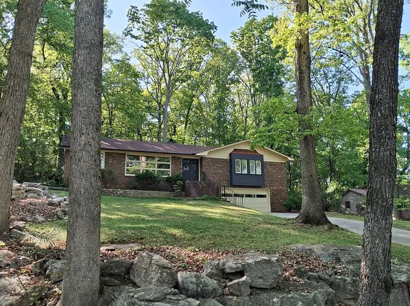 6808 Jones Valley Dr SE, Huntsville, AL 35802